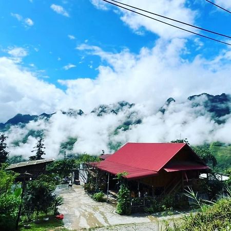 Homestay Hoang Vu Ха Жианг Екстериор снимка