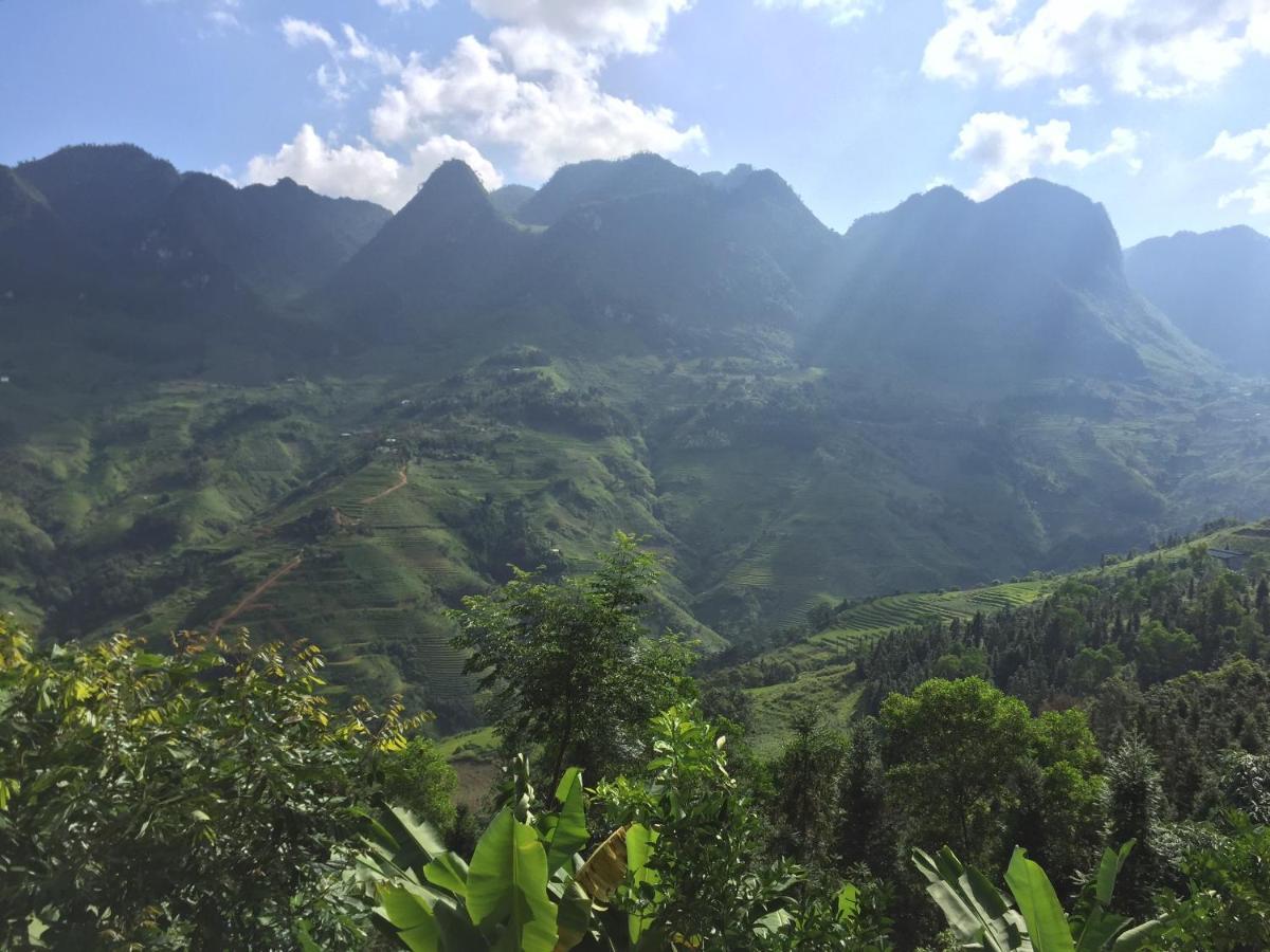 Homestay Hoang Vu Ха Жианг Екстериор снимка