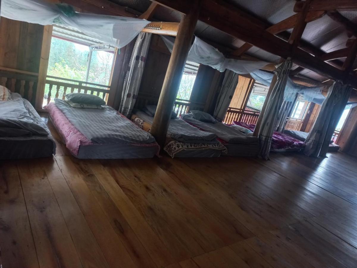 Homestay Hoang Vu Ха Жианг Екстериор снимка